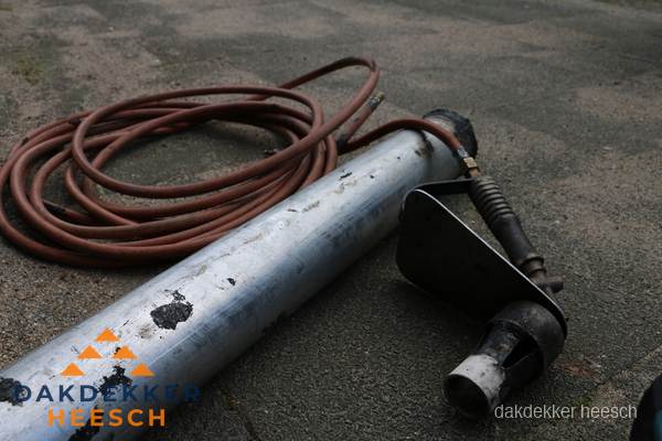 Dakdekker gasbrander en gereedschap voor spoedklus in Heesch Dakdekker gasbrander en gereedschap voor spoedklus in Heesch